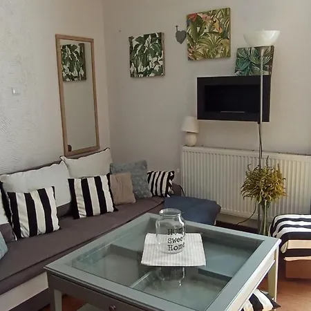 Kawalerka Pod Jablonia Apartment *